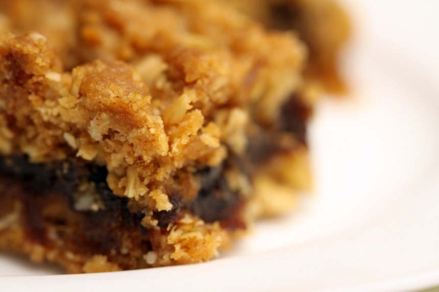 Date and ginger slice